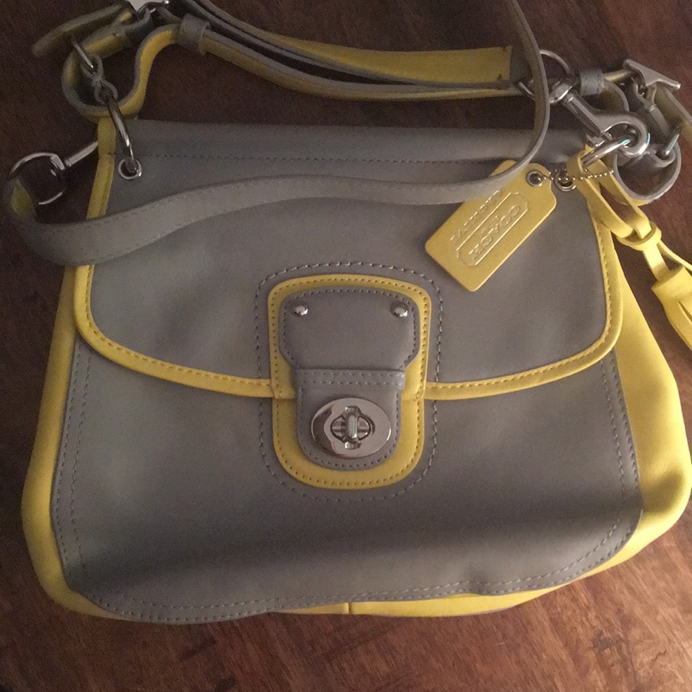 ✨Coach New Legacy Archival Colorblock Rambler✨